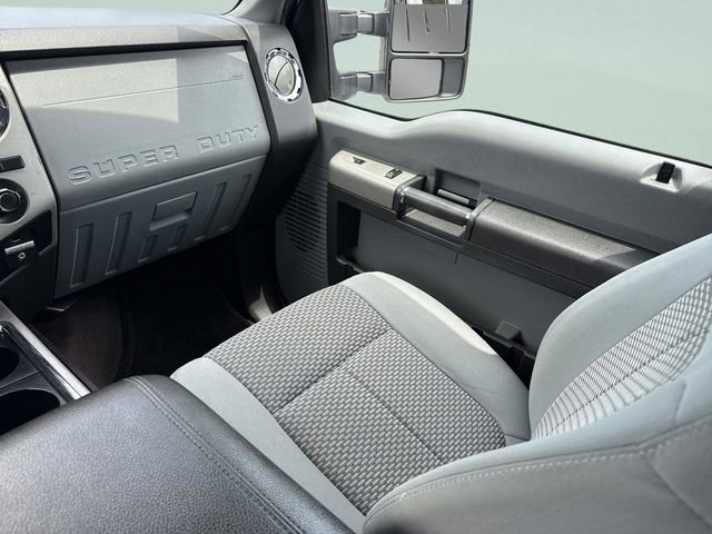 Used 2016 Ford F250 XLT w/ XLT Premium Package AWD/4WD image 25