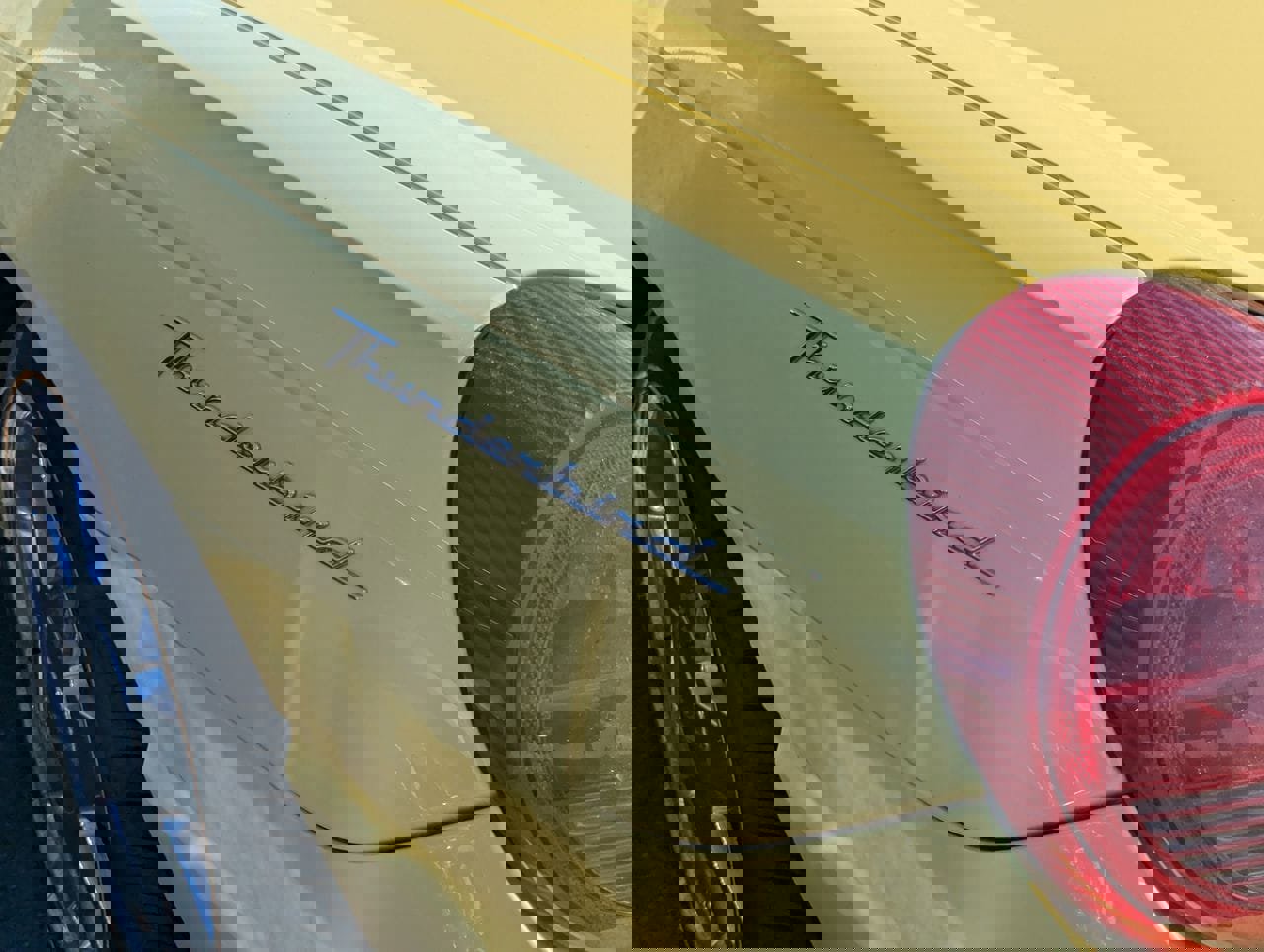 Used 2002 Ford Thunderbird image 9