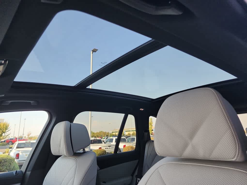 New 2026 BMW X5 sDrive40i w/ M Sport Package RWD image 16