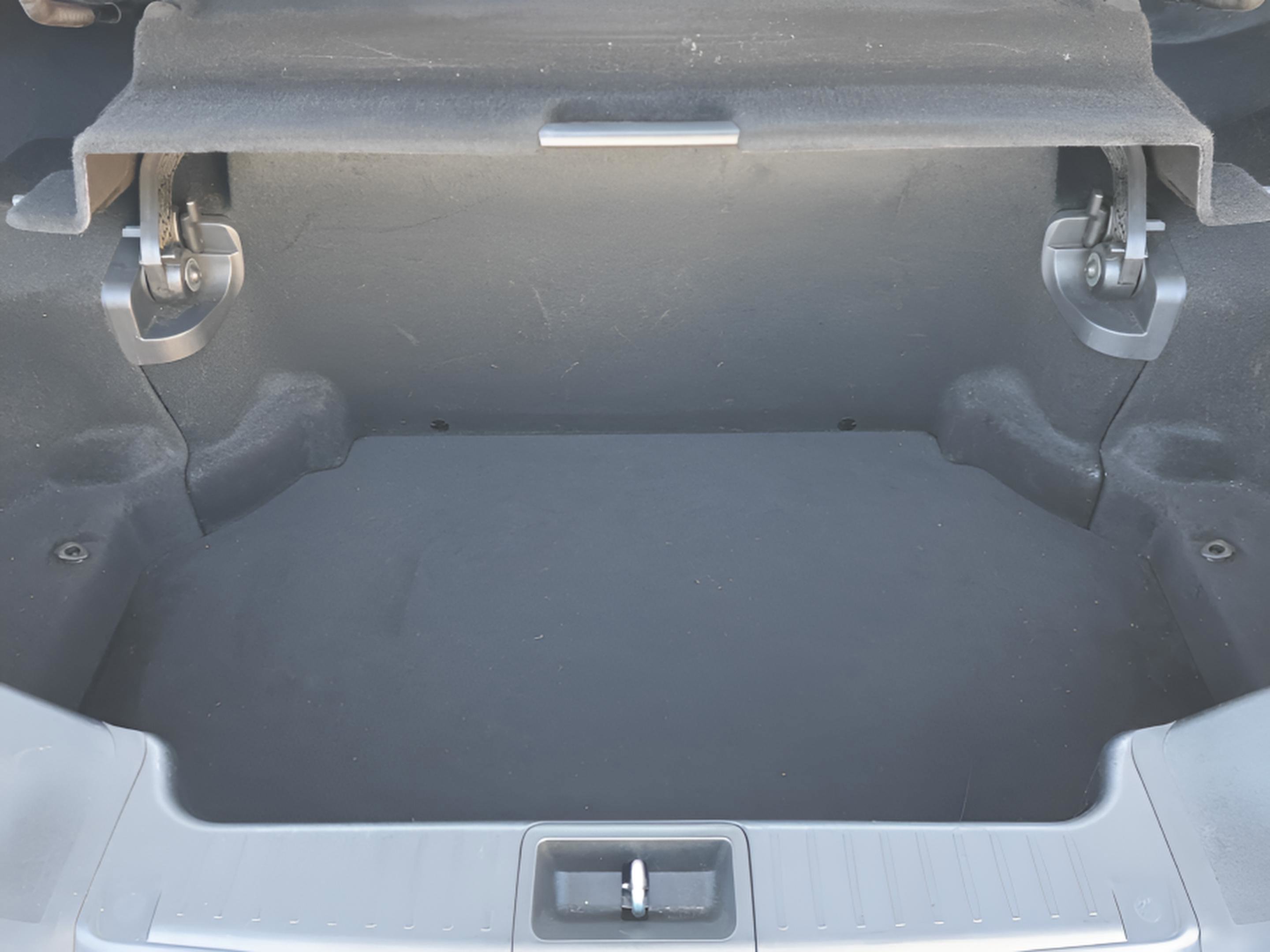 Used 2014 Mercedes-Benz SL 550 w/ Sport Wheel Package image 30