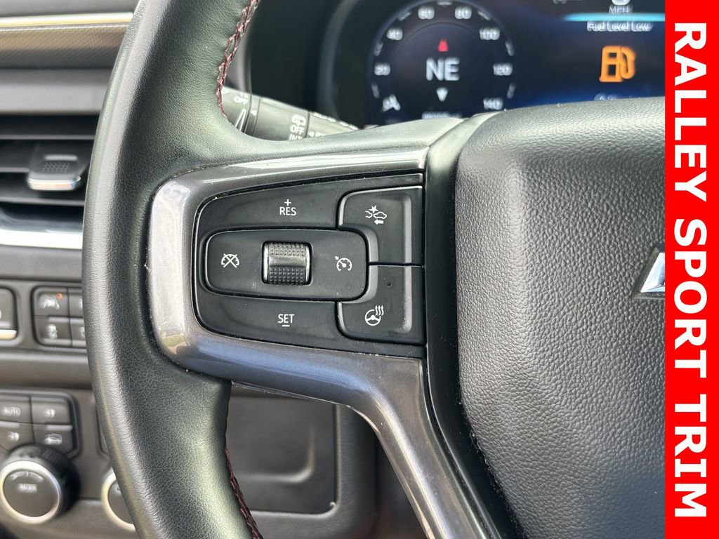 Used 2023 Chevrolet Suburban RST w/ Luxury Package image 13