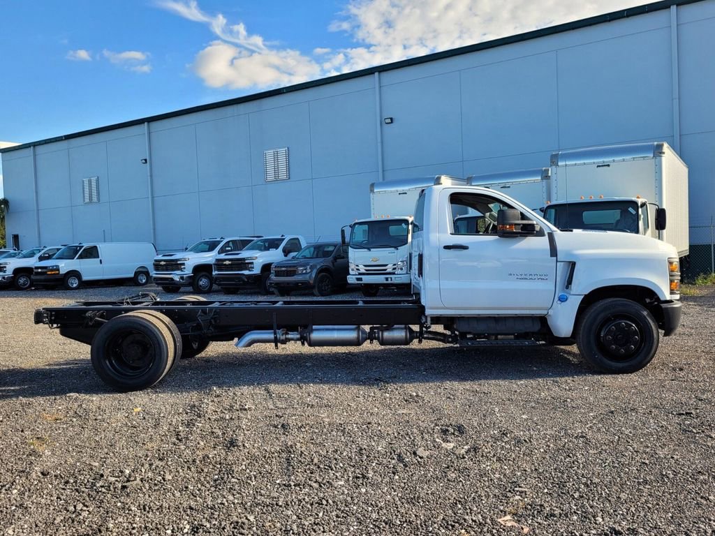 New 2025 Chevrolet Low Cab Forward 5500HG image 7