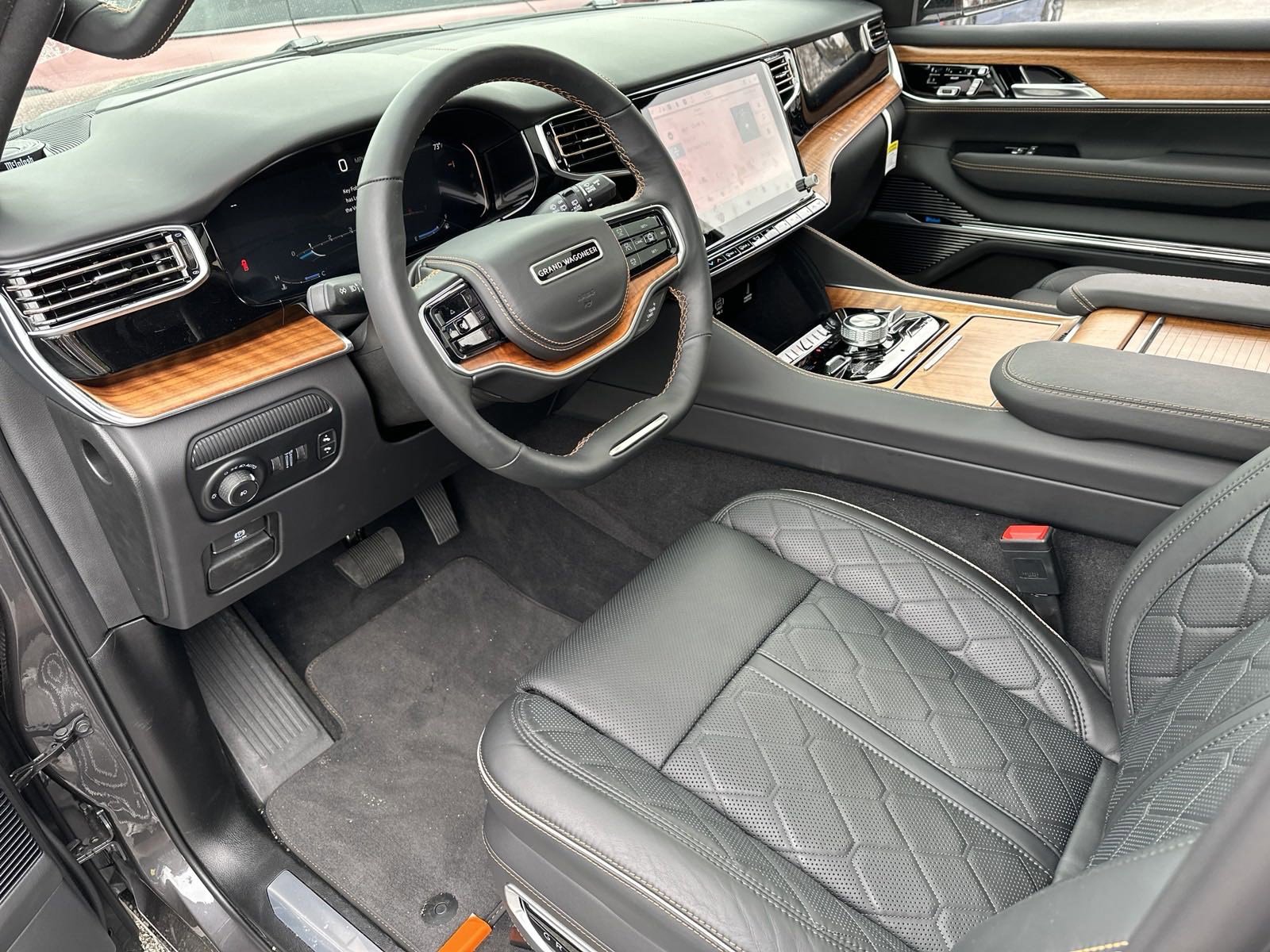 New 2023 Jeep Grand Wagoneer Series III image 20