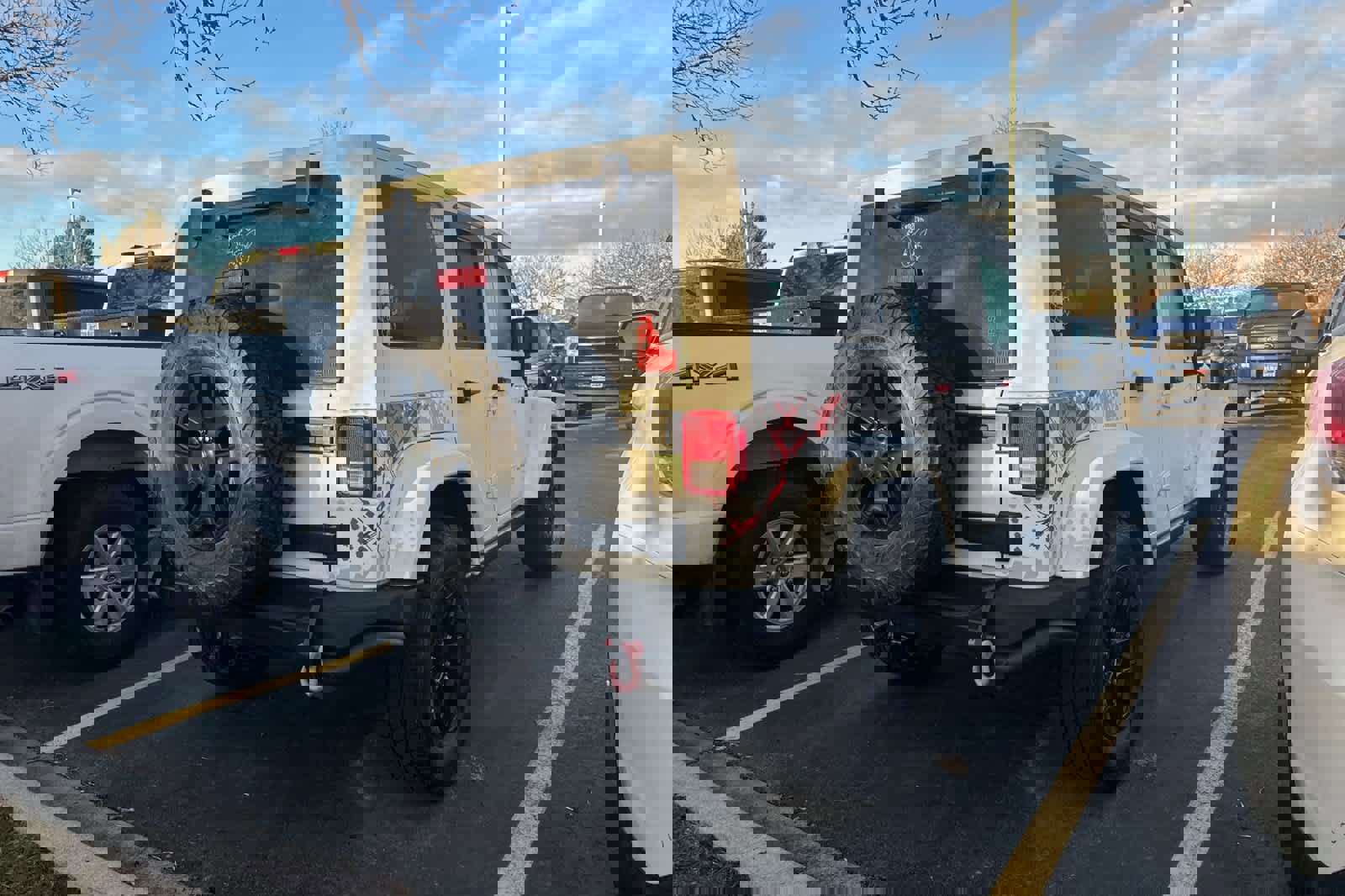 Used 2016 Jeep Wrangler Unlimited Sahara video 2