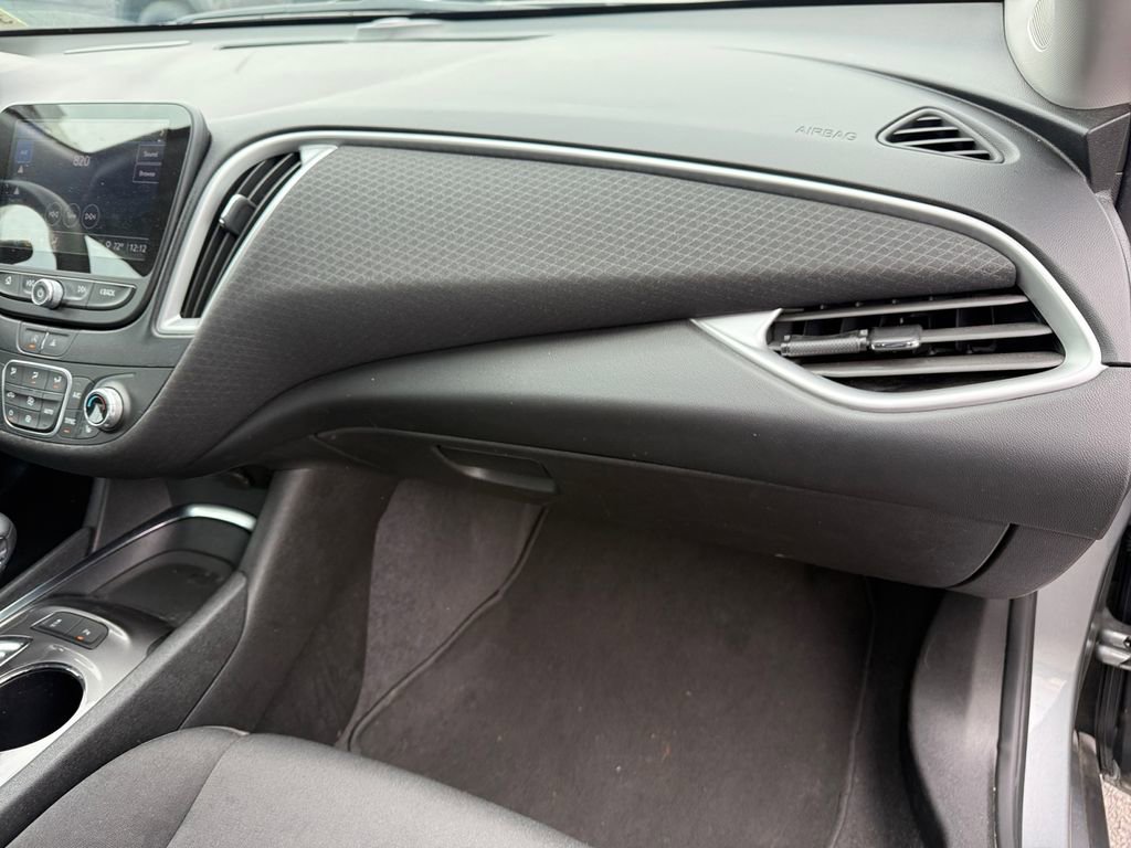 Used 2024 Chevrolet Malibu LT FWD image 16