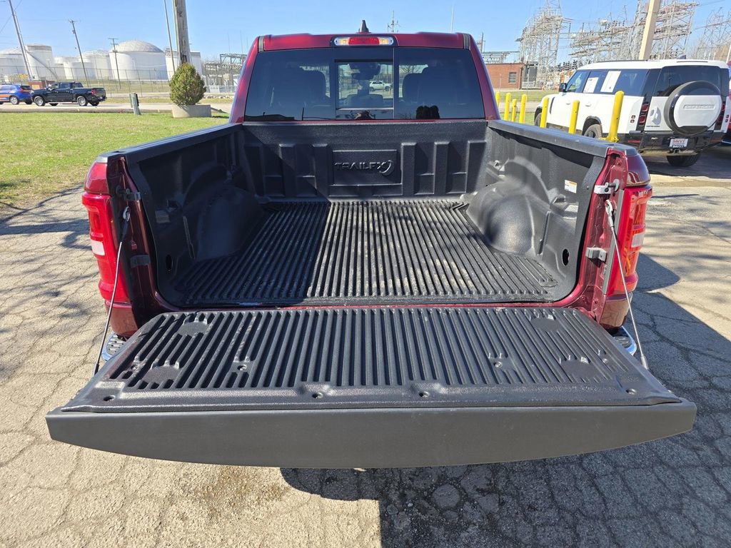 Used 2025 RAM 1500 Laramie image 18