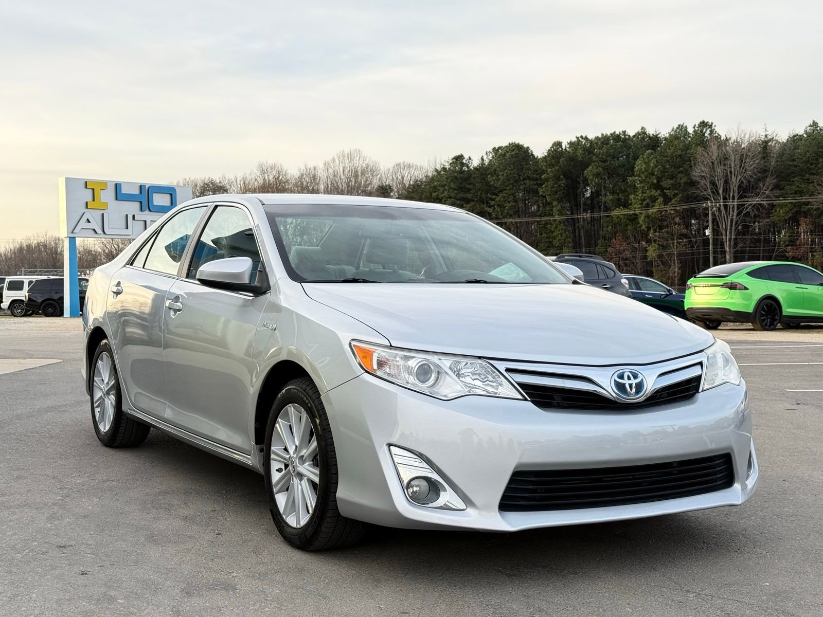 Used 2013 Toyota Camry XLE w/ Convenience Pkg image 5