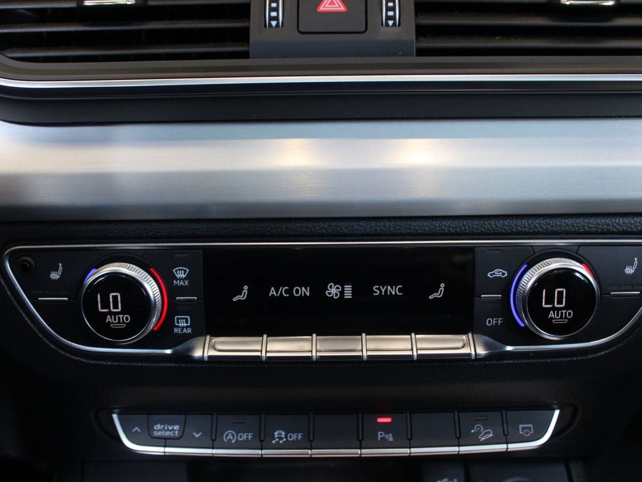 Used 2020 Audi SQ5 Premium w/ Convenience Package AWD/4WD image 27