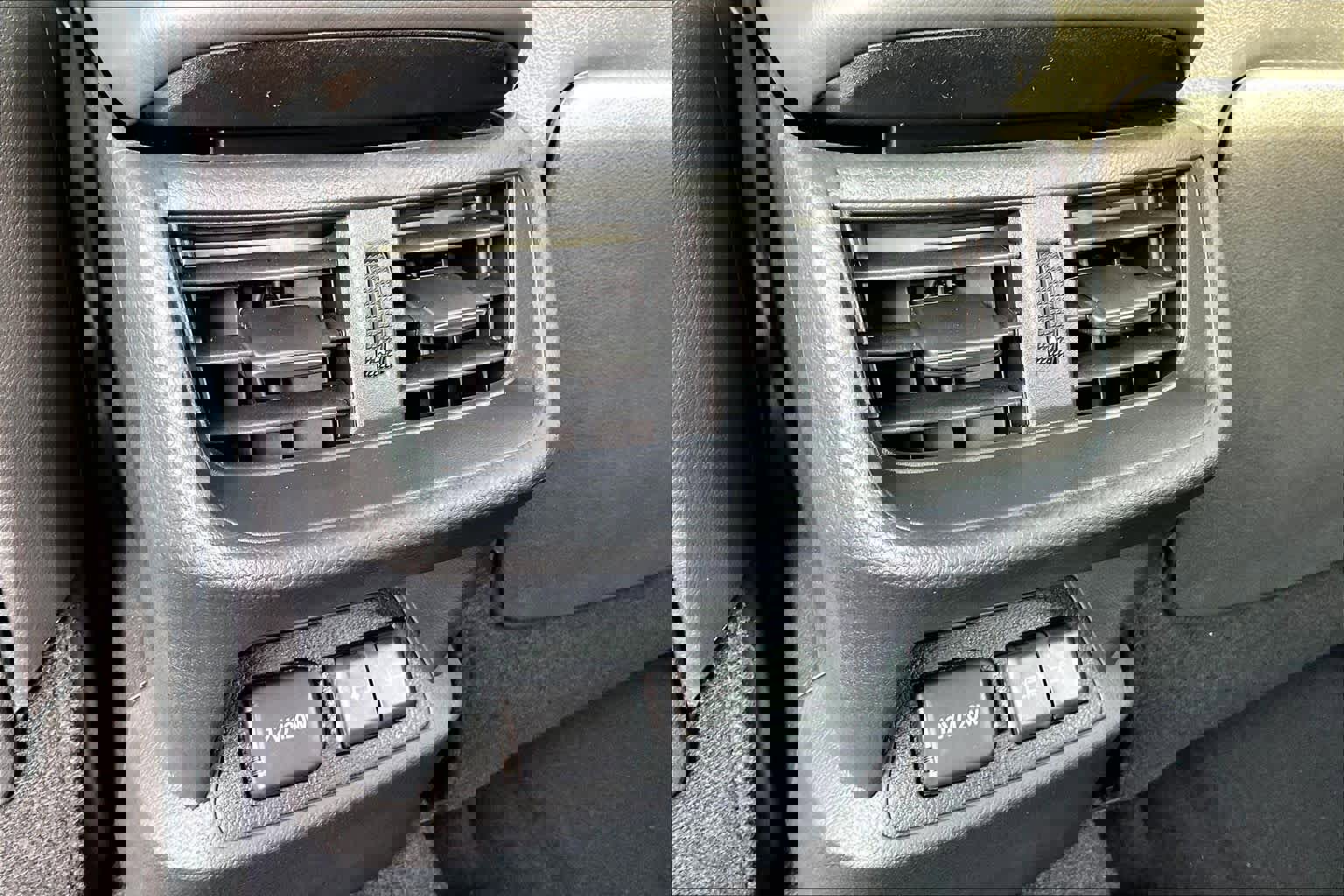 New 2025 Lexus ES 300h w/ Premium Package image 13