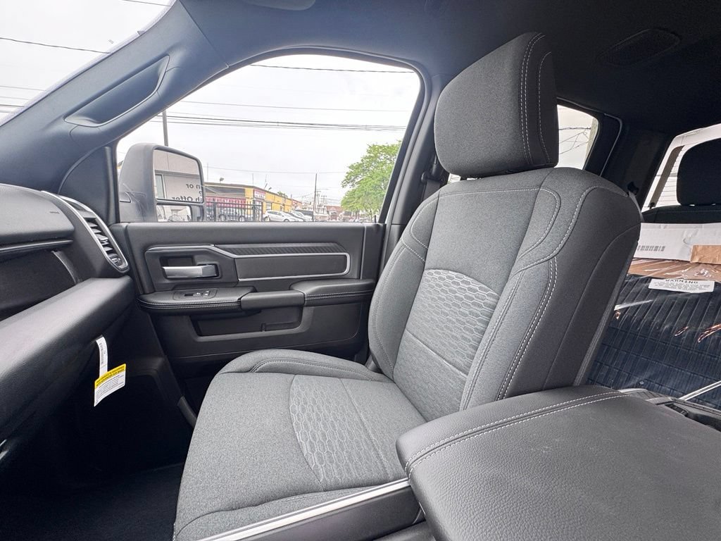 Used 2025 RAM 2500 Lone Star AWD/4WD image 14