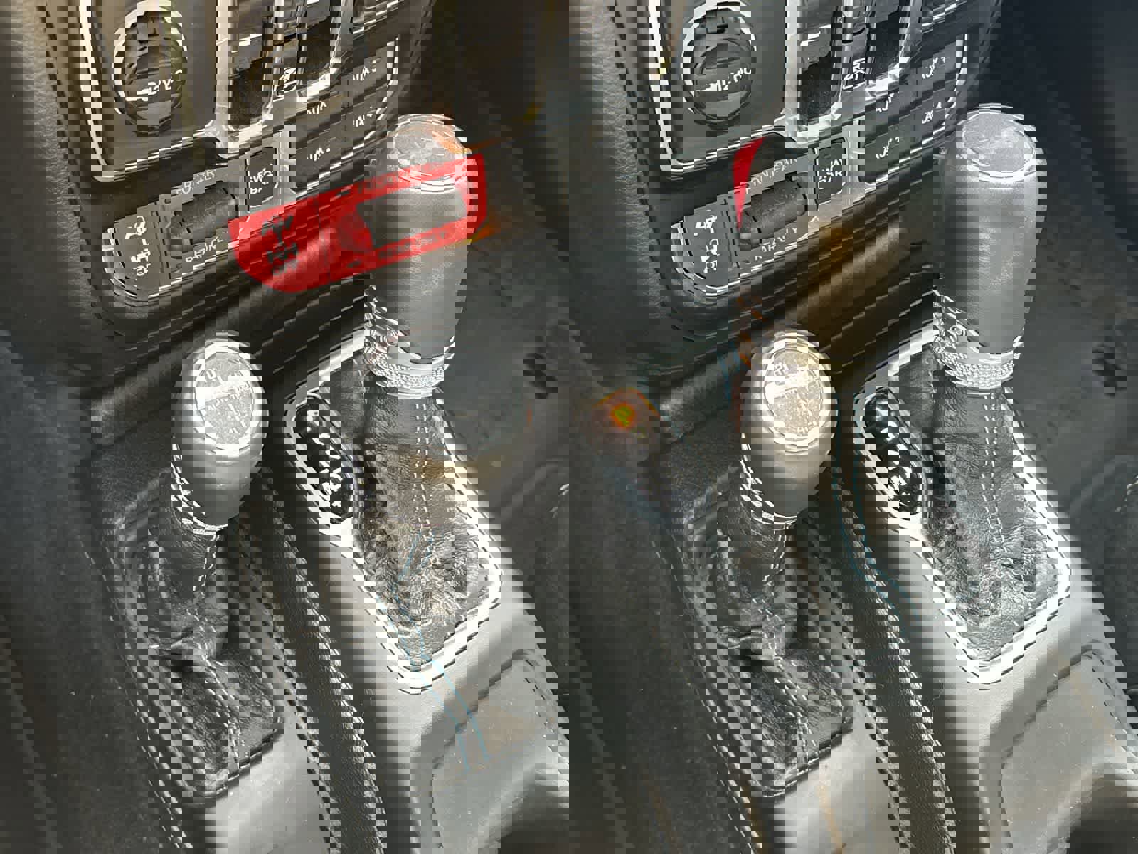 Certified 2023 Jeep Wrangler Unlimited Rubicon 4xe w/ Steel Bumper Group image 26