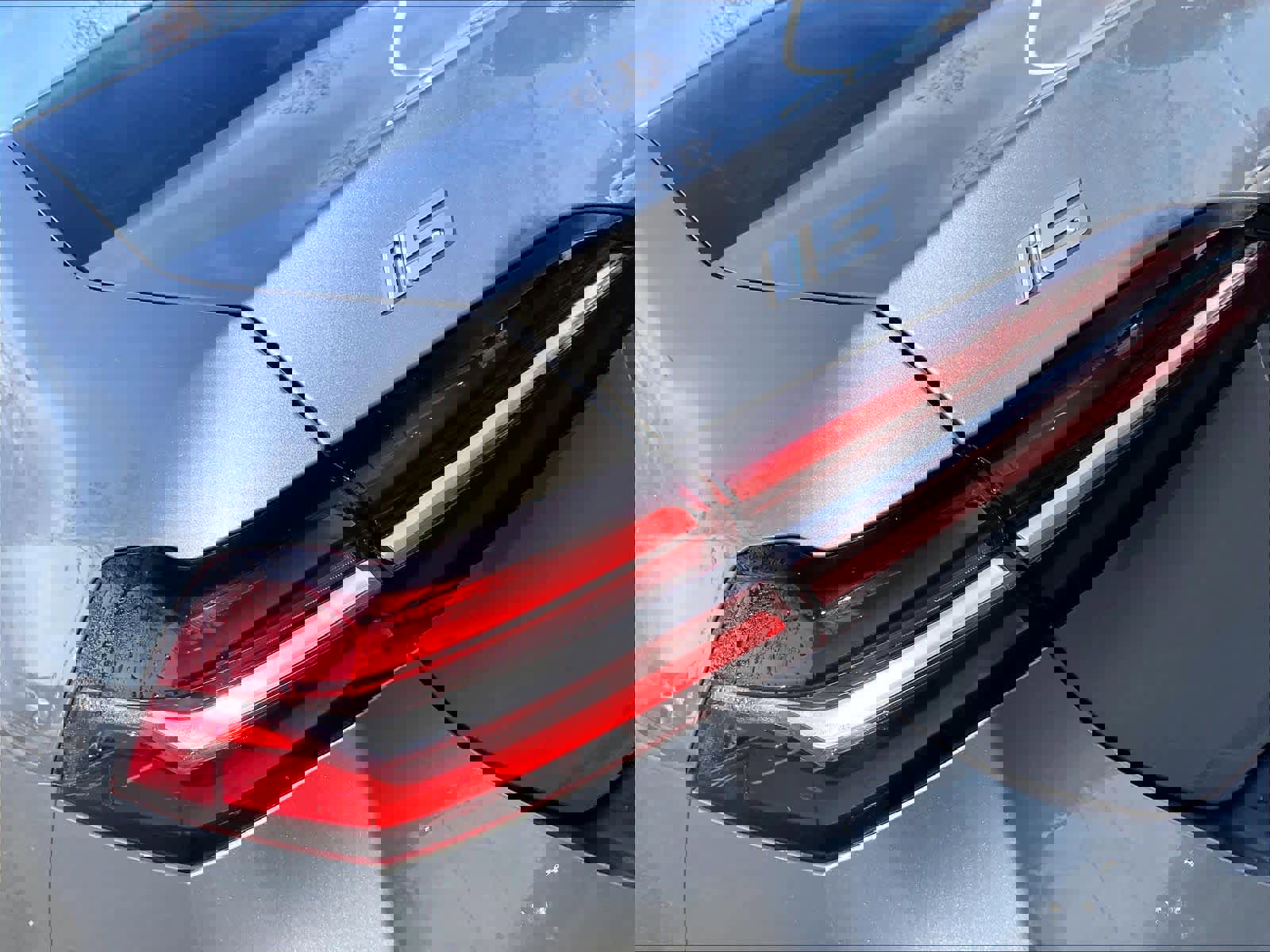 Certified 2025 BMW i5 xDrive40 w/ Premium Package image 31