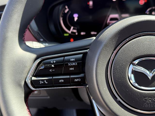 New 2025 MAZDA CX-70 Plug-In Hybrid w/ Premium Plus AWD/4WD image 17
