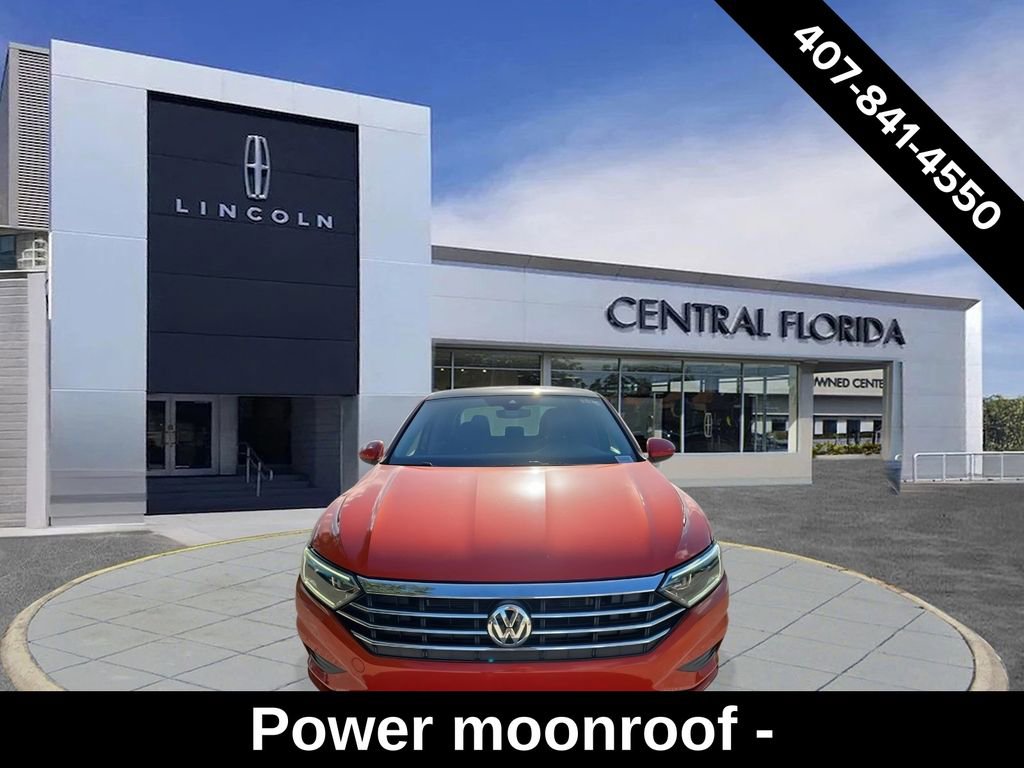 Used 2019 Volkswagen Jetta SEL image 2