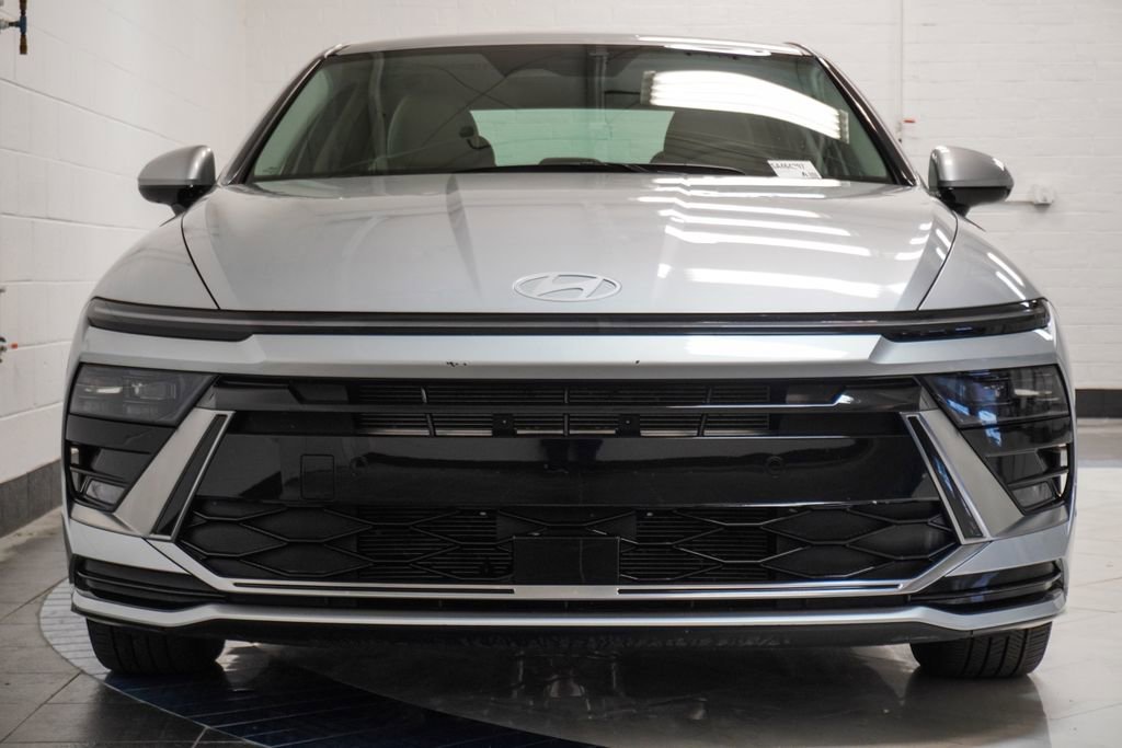 Used 2025 Hyundai Sonata SEL FWD image 41