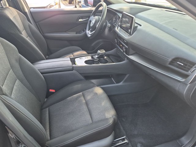 Used 2024 Nissan Rogue SV FWD image 20