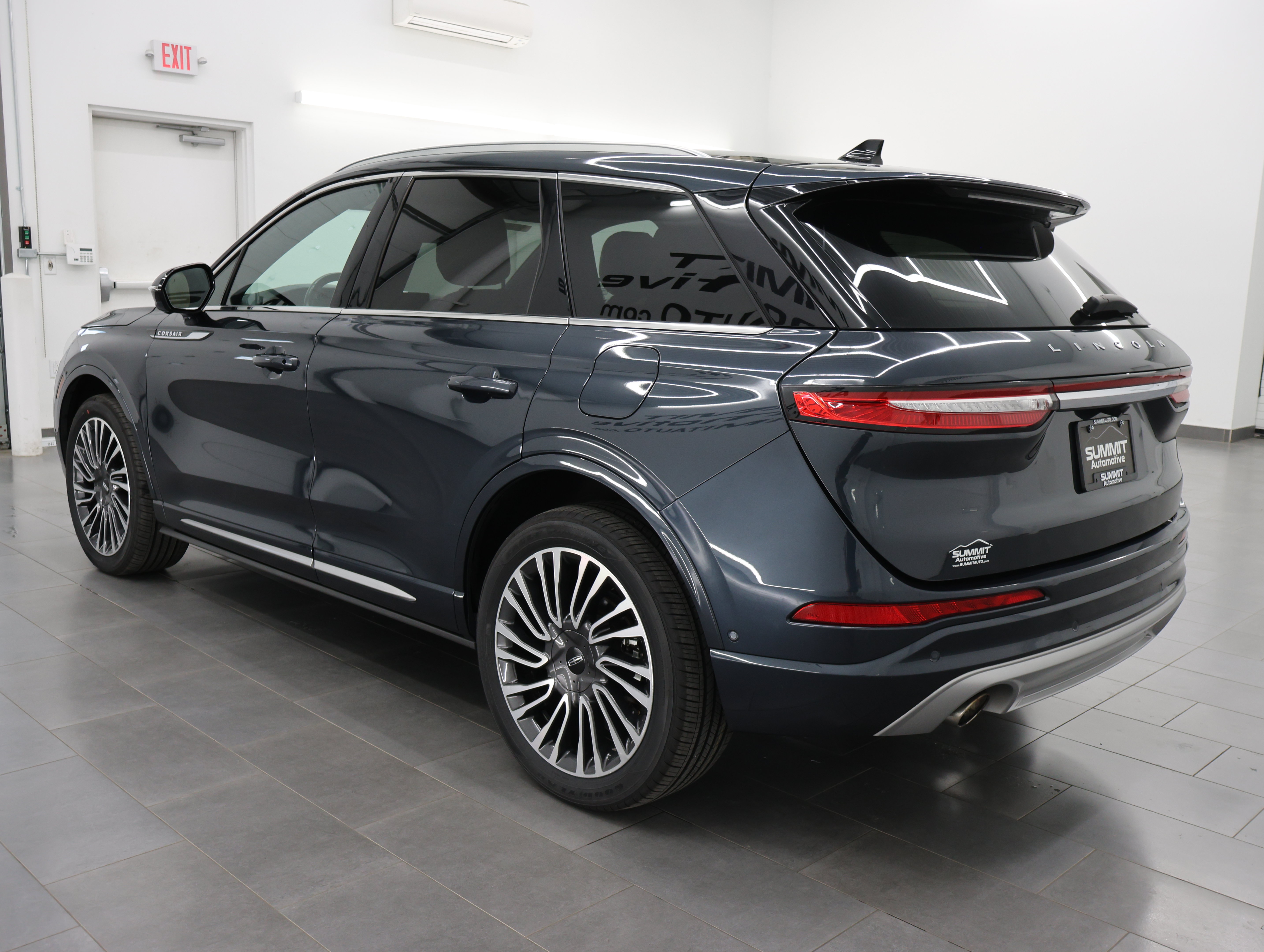 Used 2020 Lincoln Corsair Reserve w/ Equipment Group 201A AWD/4WD image 6