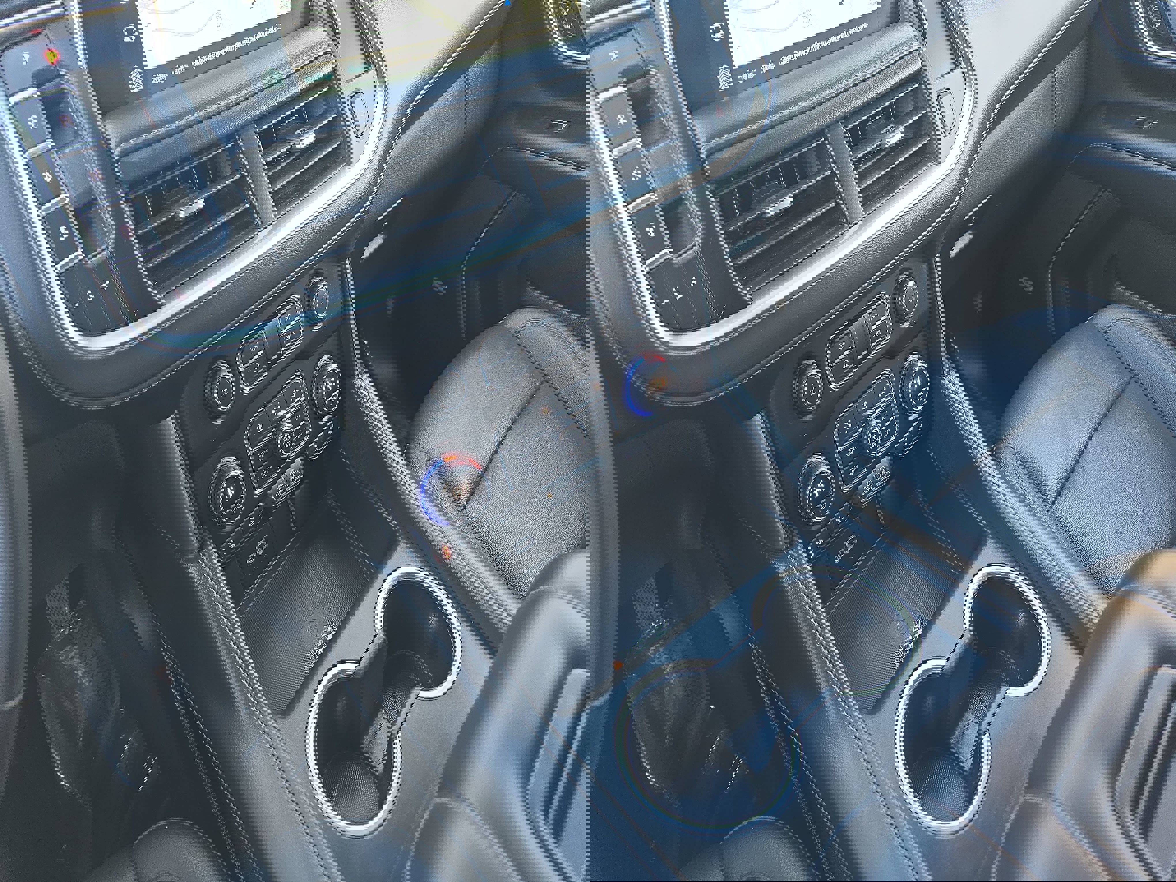 Used 2022 Chevrolet Tahoe Z71 w/ Luxury Package image 27