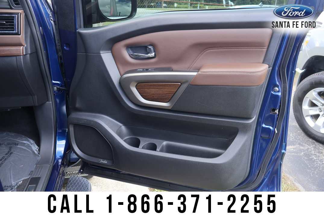 Used 2024 Nissan Titan Platinum Reserve w/ Moonroof Package RWD image 33