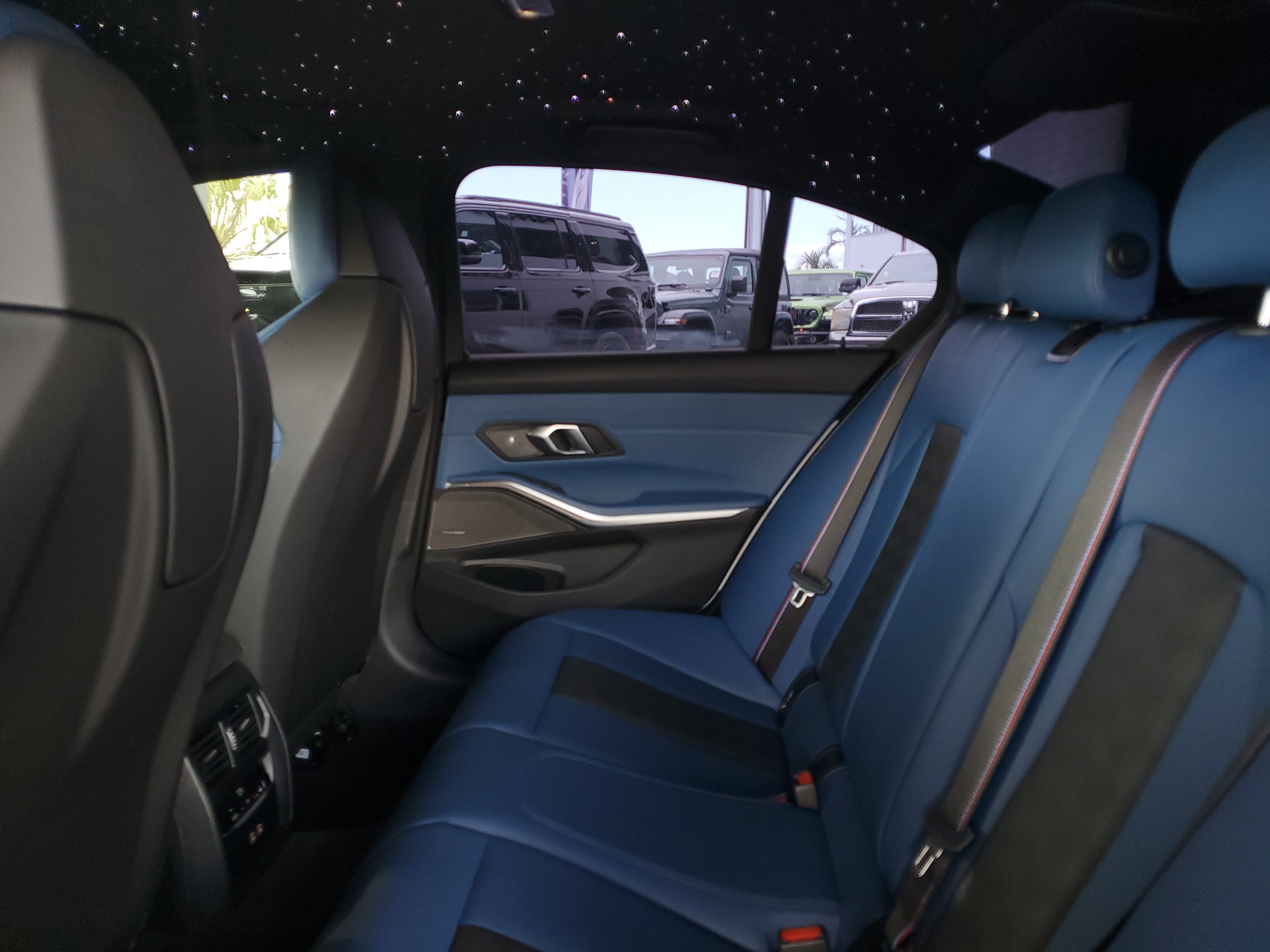 Used 2025 BMW M3 Competition AWD/4WD image 9