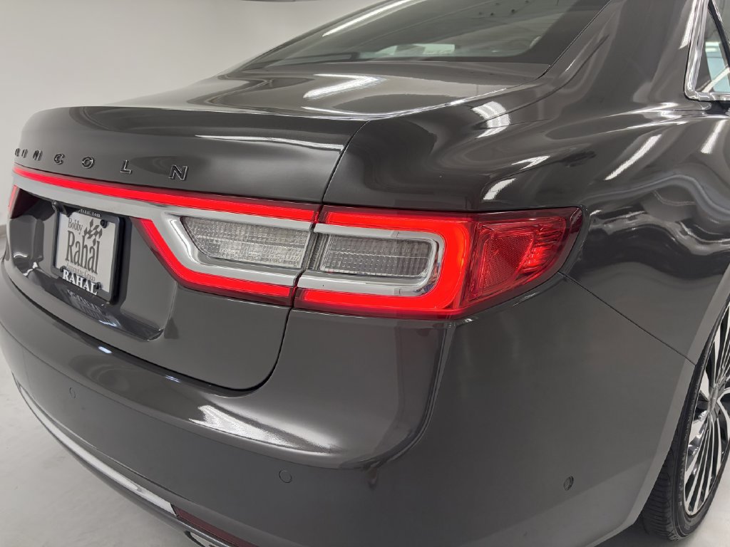 Used 2018 Lincoln Continental Black Label AWD/4WD image 9