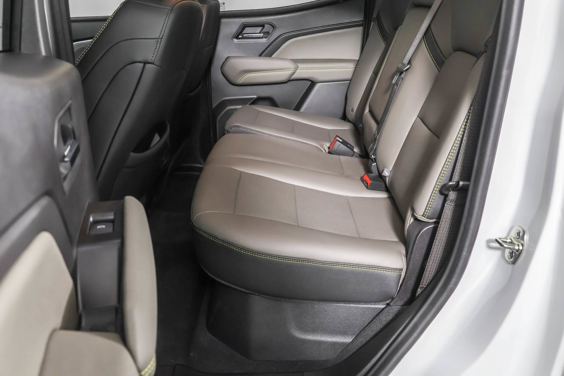 Certified 2025 Chevrolet Colorado ZR2 w/ Technology Package image 39