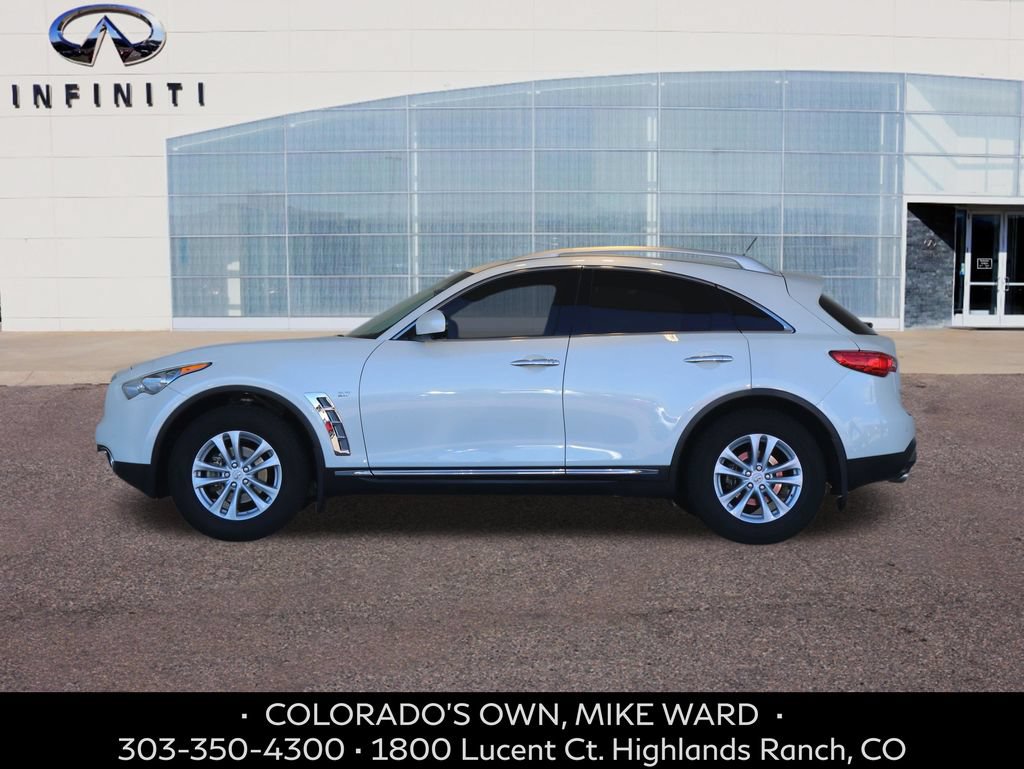 Used 2017 INFINITI QX70 AWD w/ Premium Package image 2
