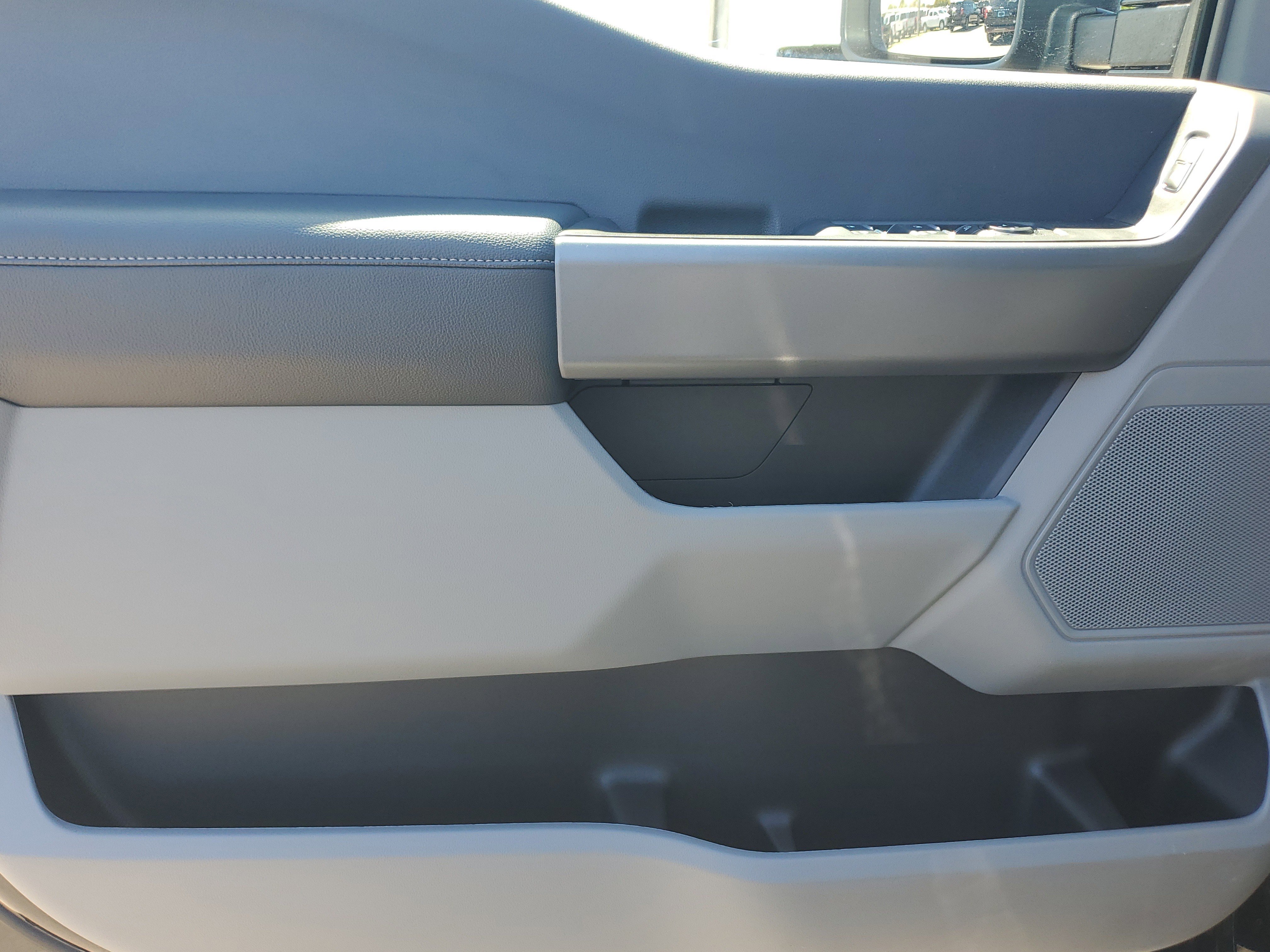 New 2026 Ford F250 XL w/ STX Appearance Package AWD/4WD image 13