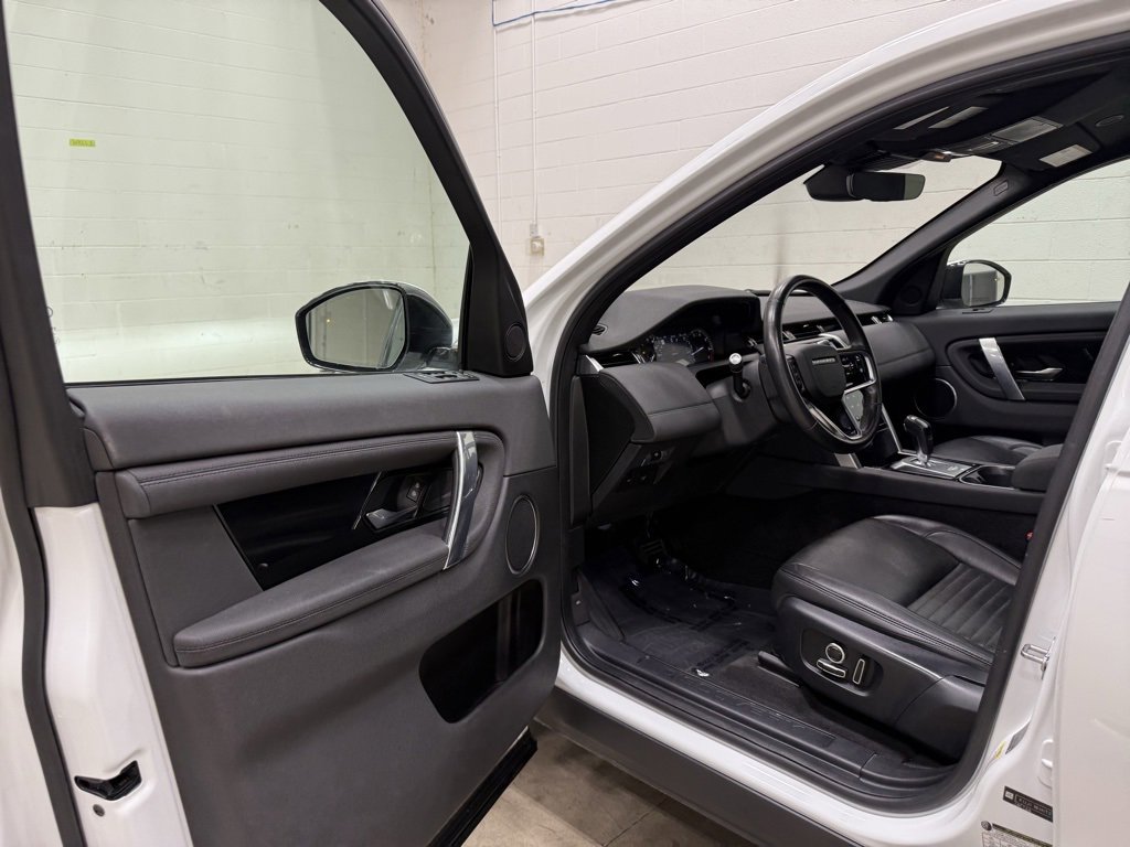 Used 2021 Land Rover Discovery Sport S image 15