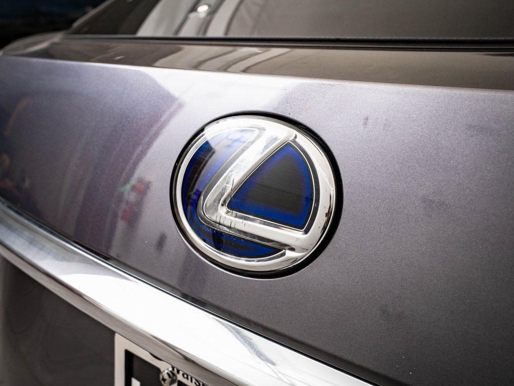 Used 2017 Lexus RX 450h AWD image 19