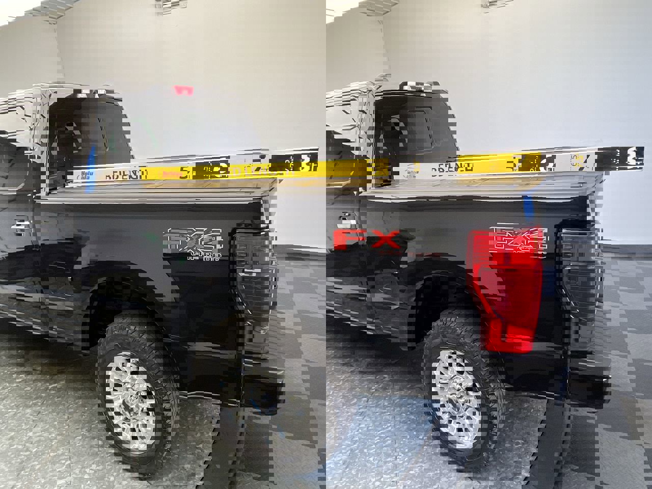 Used 2022 Ford F350 Limited image 34