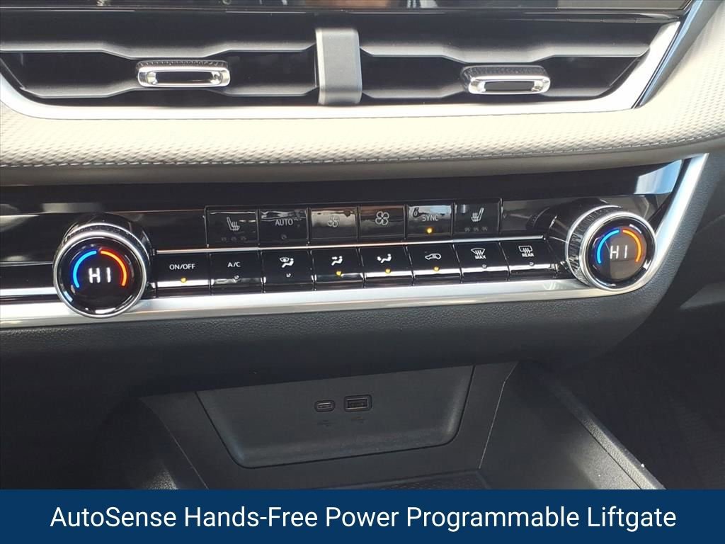 New 2026 Chevrolet Equinox LT w/ Convenience Package II image 9