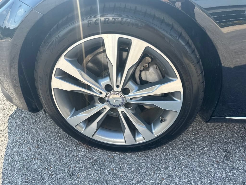 Used 2015 Mercedes-Benz C 300 Sedan image 6