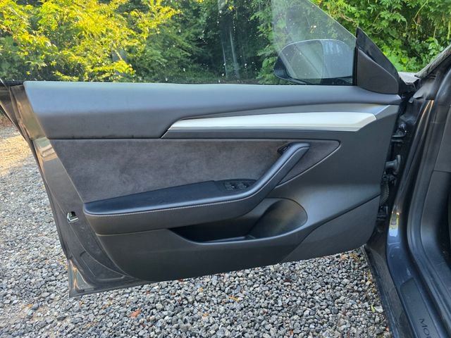 Used 2022 Tesla Model 3 Performance AWD/4WD image 16