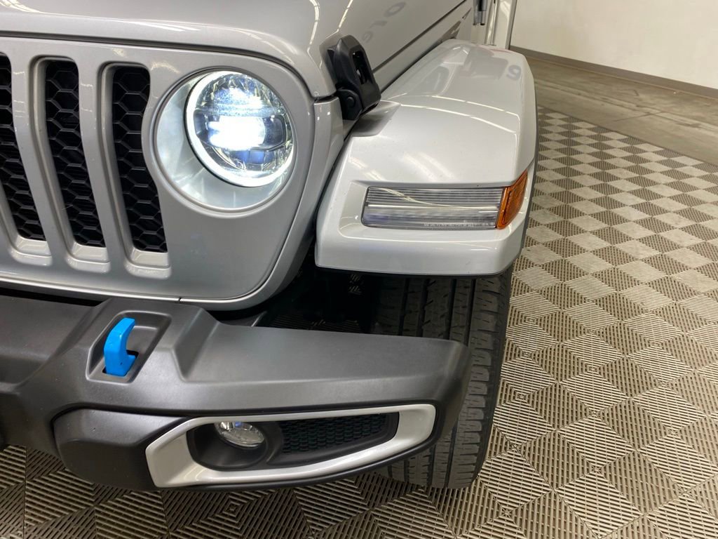 Used 2023 Jeep Wrangler Unlimited Sahara image 7