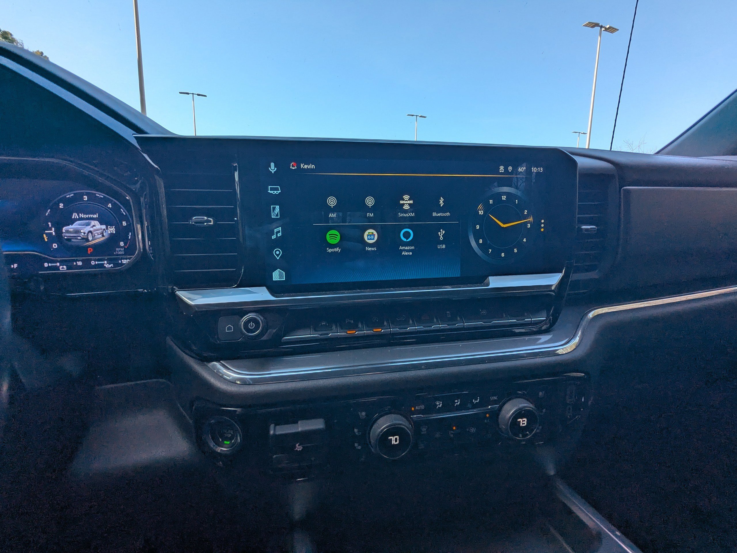 Used 2024 Chevrolet Silverado 1500 High Country w/ Technology Package image 4