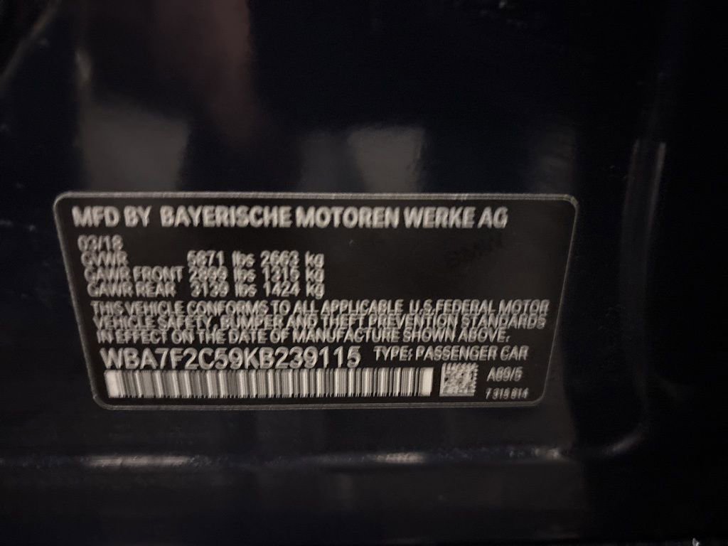 Used 2019 BMW 750i xDrive w/ Executive Package image 12