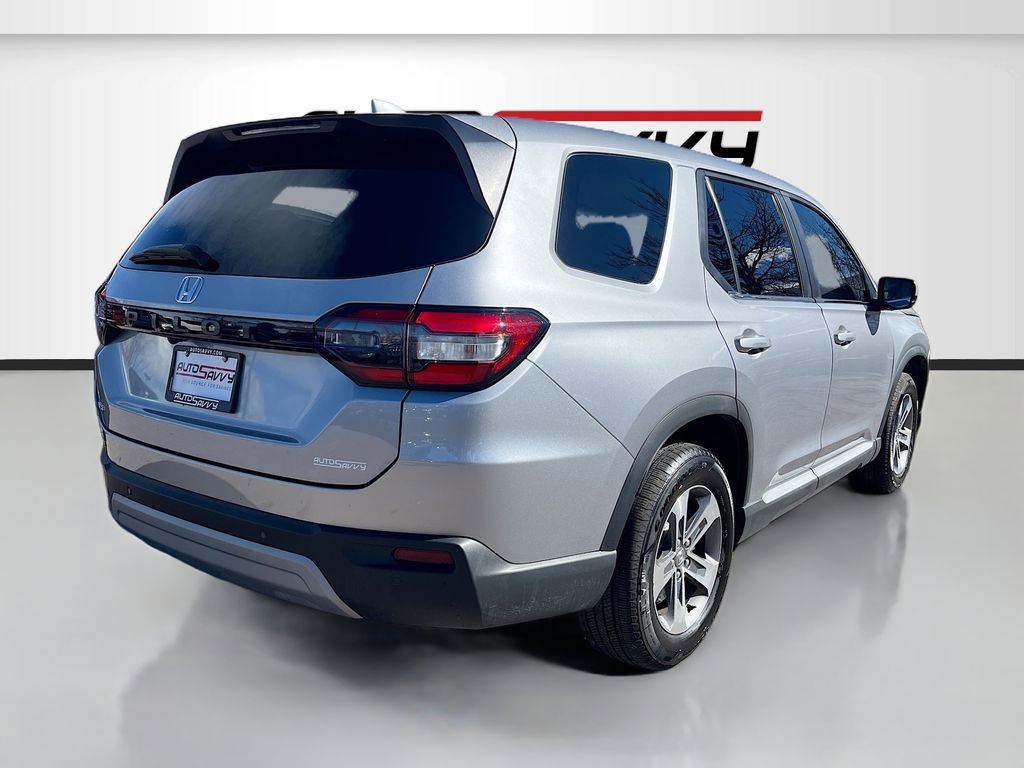 Used 2025 Honda Pilot EX-L image 7