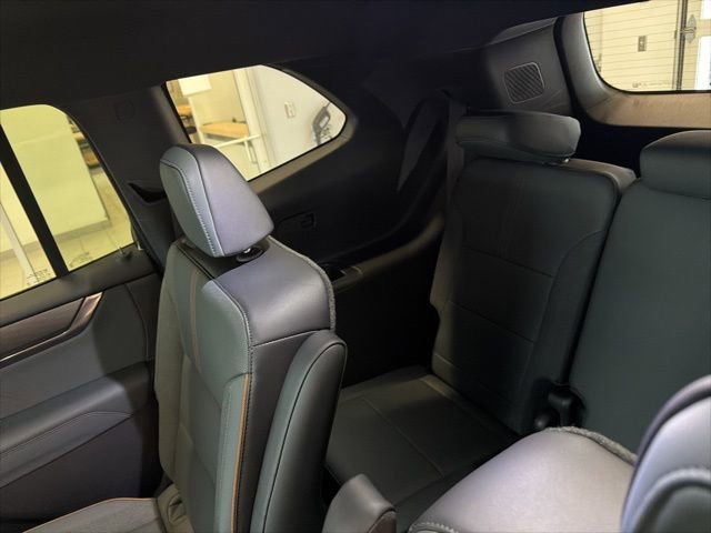 New 2026 GMC Acadia AT4 w/ Luxury Package image 22