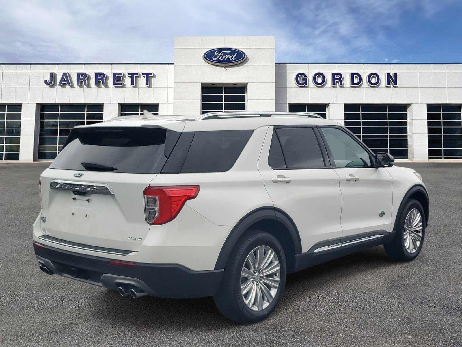 Certified 2023 Ford Explorer King Ranch w/ Technology Package image 4