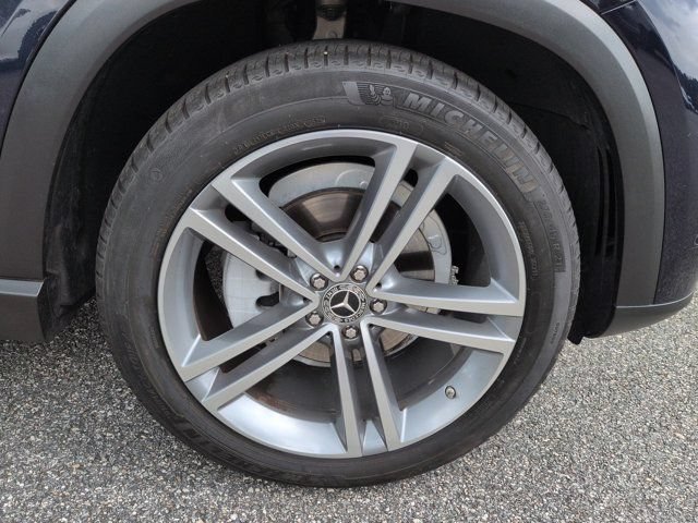 Certified 2021 Mercedes-Benz GLE 350 w/ Premium Package image 11