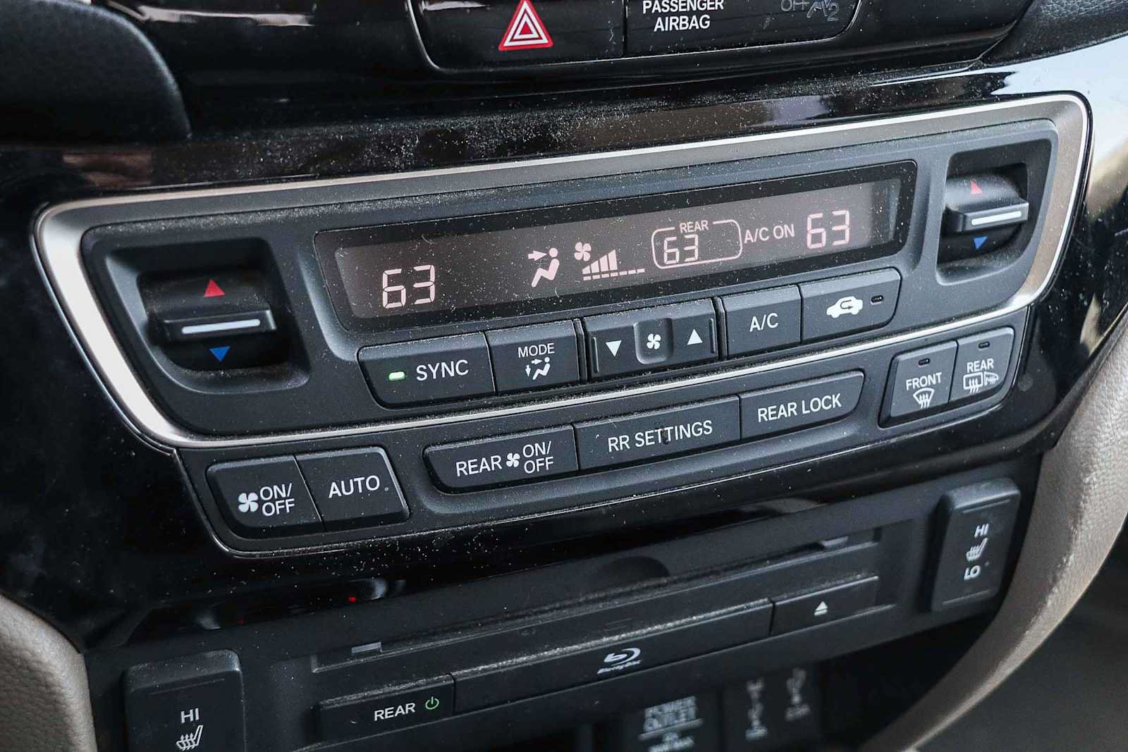 Used 2017 Honda Pilot Touring image 21