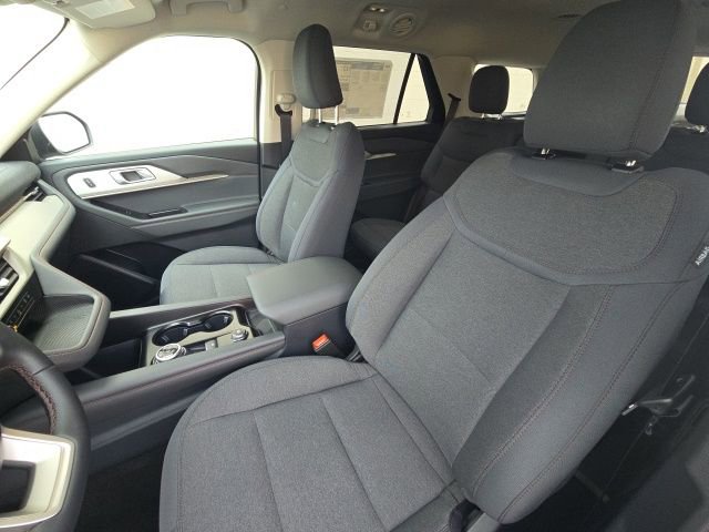 New 2026 Ford Explorer Active image 16