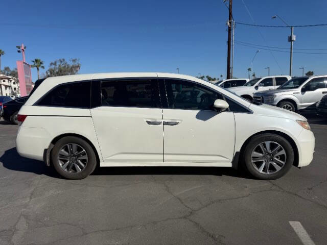 Used 2015 Honda Odyssey Touring image 3