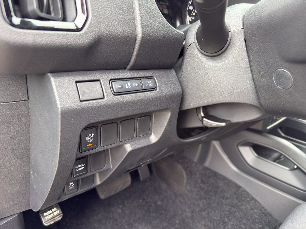 New 2026 Nissan Frontier SV AWD/4WD image 15