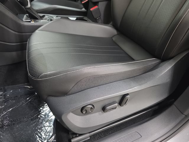 Used 2022 Volkswagen Tiguan SE AWD/4WD image 29