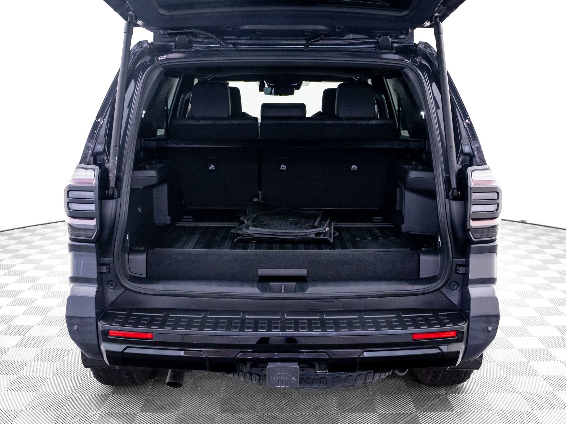 Used 2025 Toyota 4Runner TRD Pro AWD/4WD image 36