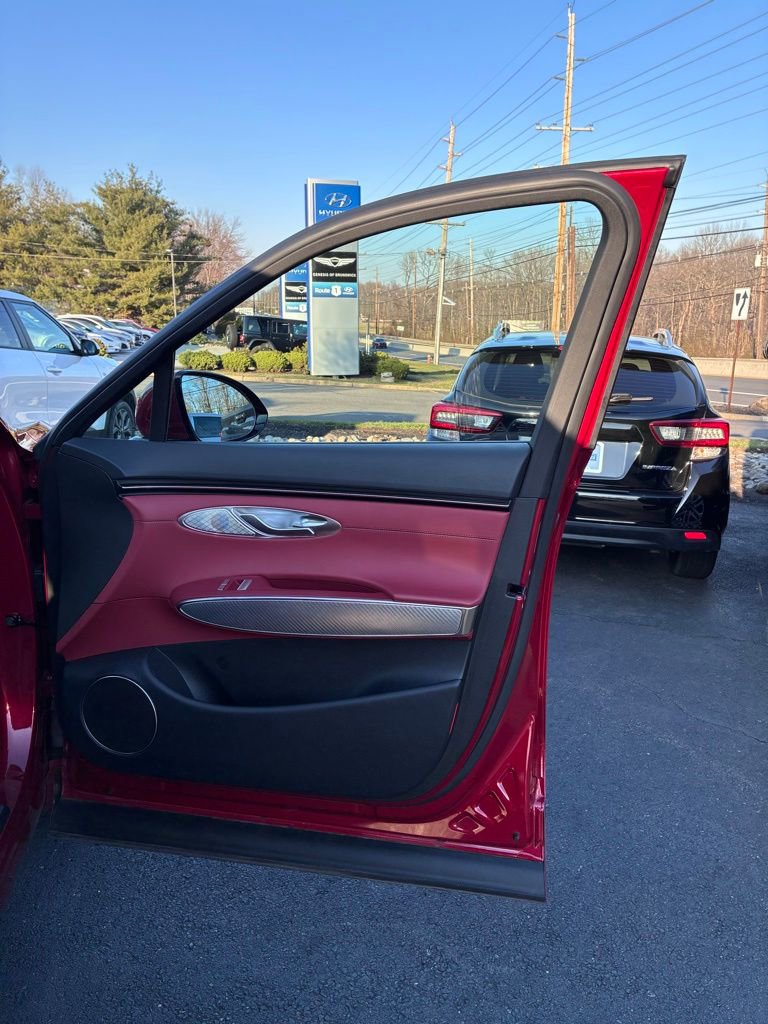 Used 2025 Genesis GV70 3.5T Sport image 50