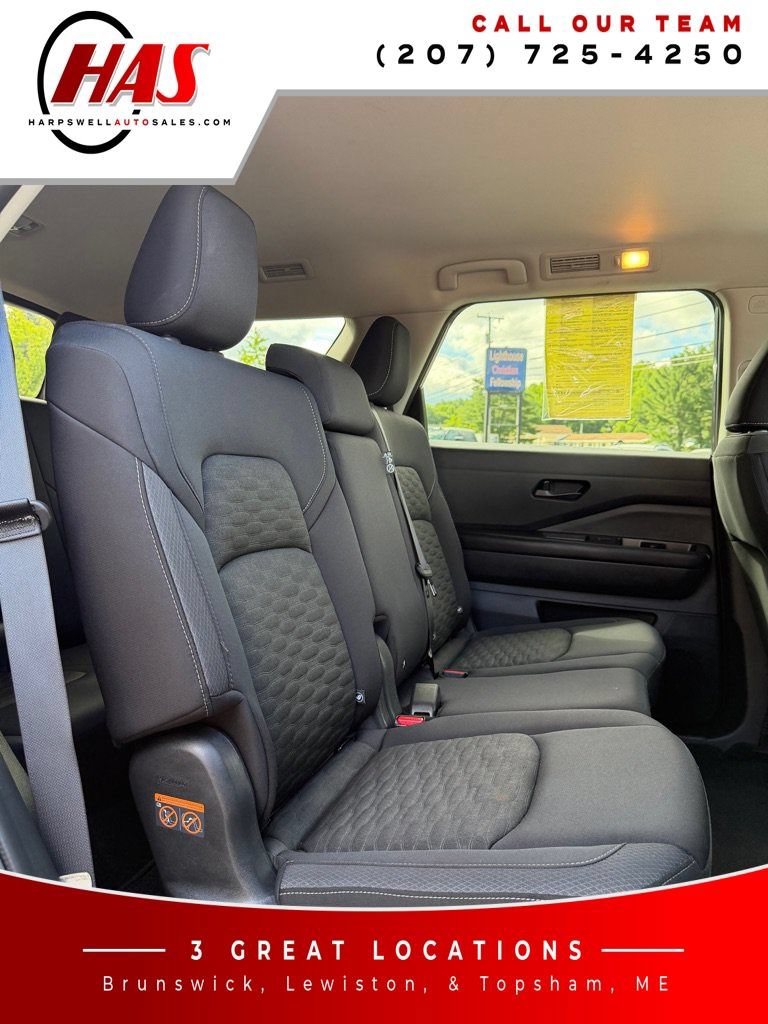 Used 2023 Nissan Pathfinder S AWD/4WD image 15