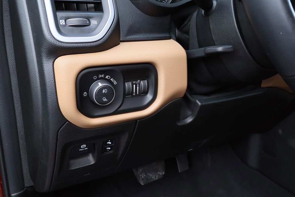 Used 2019 RAM 1500 Big Horn image 12
